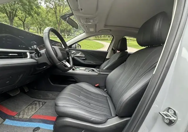 Chery Fengyun Fengyun A8 127 Wind-by-wind version