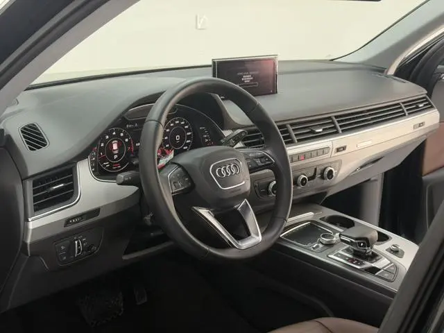 Audi Audi Q7 45 TFSI S line sporty