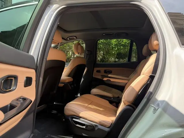 NIO NIO ES8 450KM six-seater version