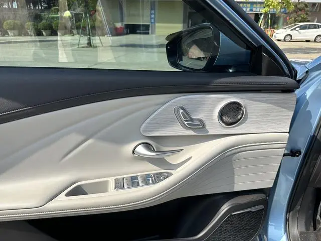 Chery Fengyun Fengyun A8 Voyage Edition 127 Luxury