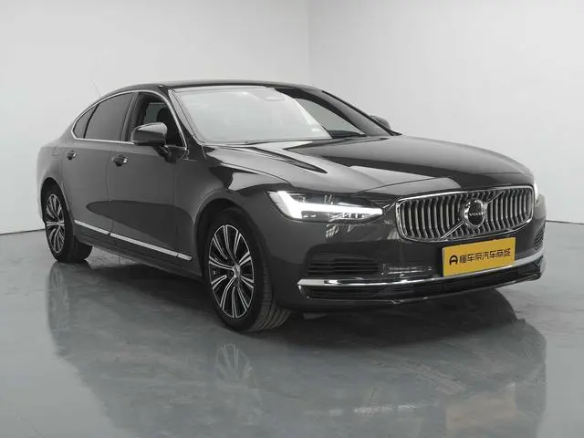 Volvo Volvo S90 PHEV Facelifted T8 E-drive hybrid Zhiyi Deluxe Edition