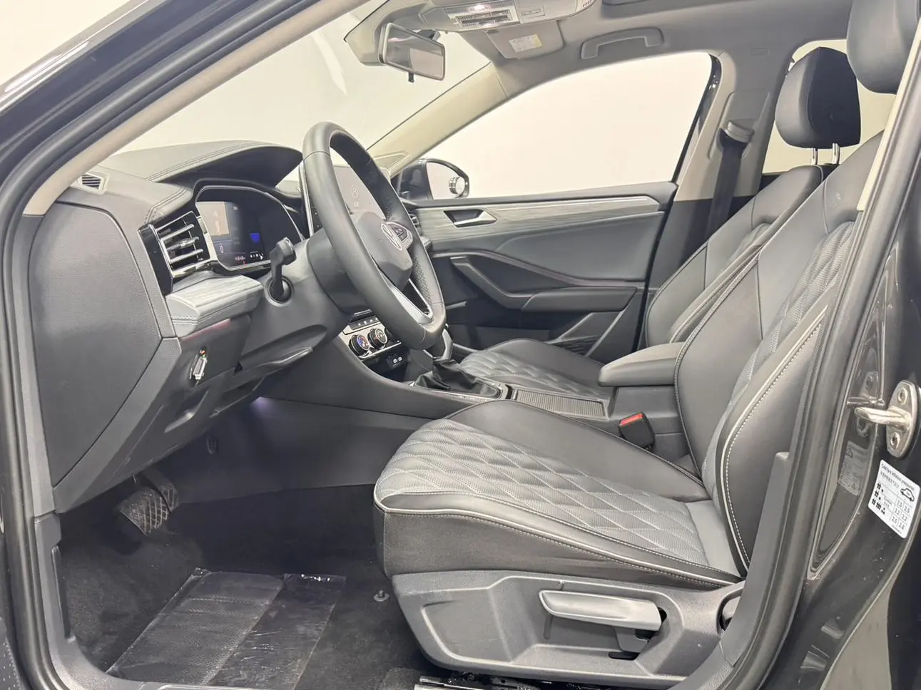 Volkswagen Sagitar 300TSI DSG Beyond Edition