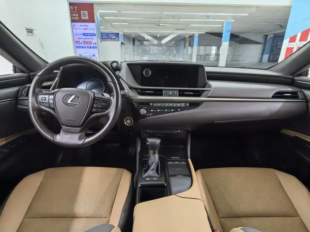Lexus Lexus ES 200 Excellent Edition