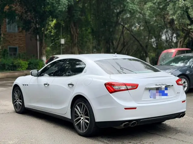 Maserati Ghibli 3.0T Standard Edition