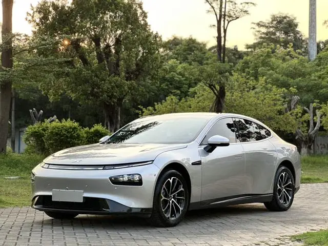Xpeng Xiaopeng P7 586E