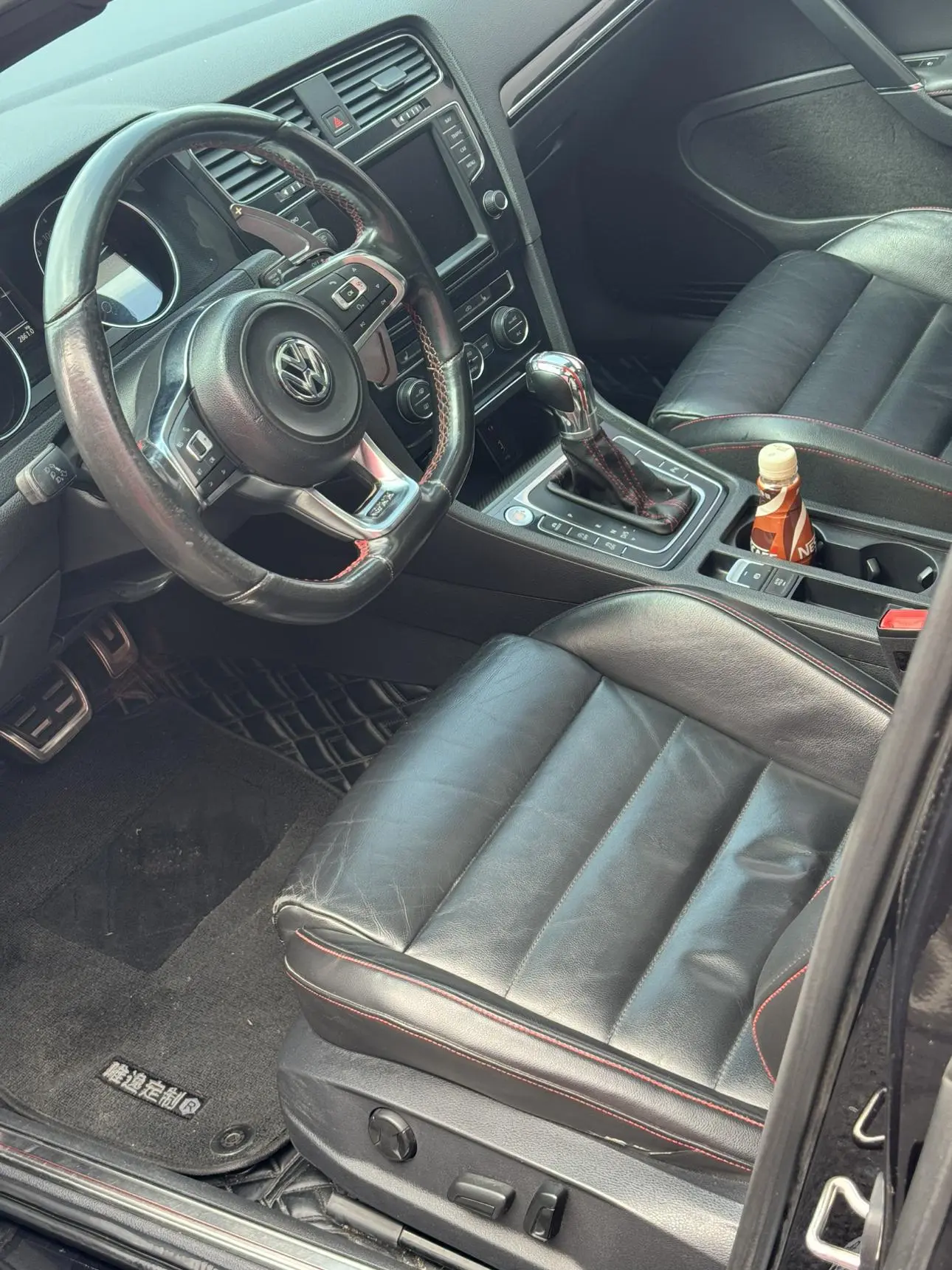 Volkswagen Golf GTI 2.0TSI GTI