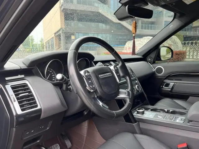 Land Rover discover 3.0 V6 S