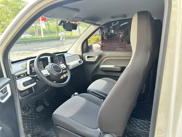 Wuling Wuling Hongguang MINIEV 215km Advanced Version Lithium Iron Phosphate