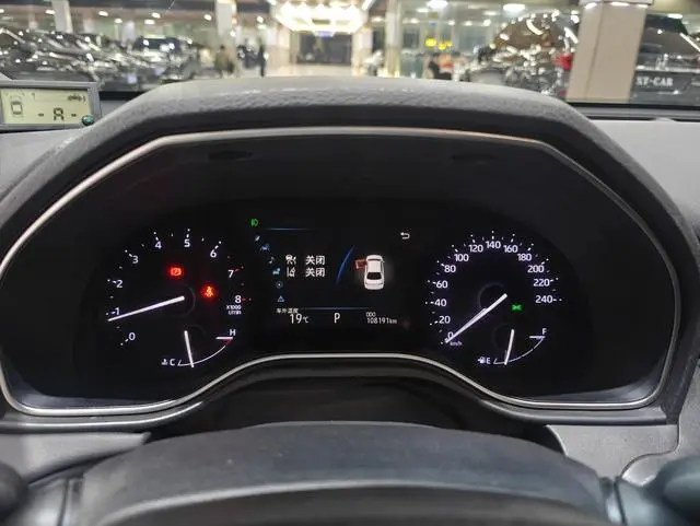 TOYOTA Asian dragon 2.0L Deluxe Edition Country VI