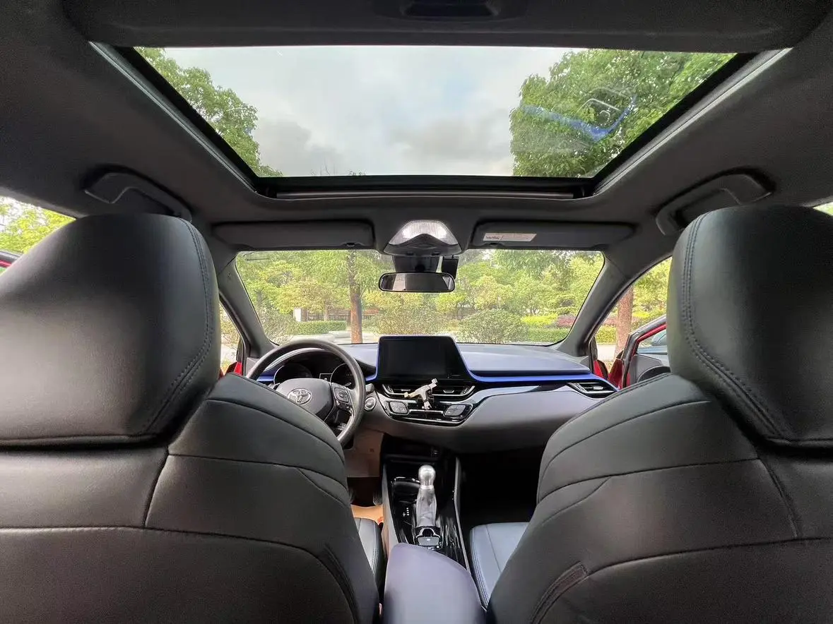 TOYOTA Toyota C-HR 2.0L Leading version
