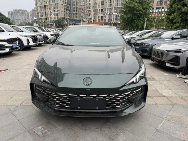 MG MG7 2.0T Automatic Beauty Hunting Luxury Edition