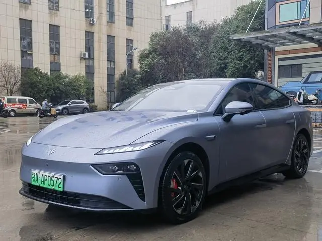 Dongfeng eπ eπ007 Pure electric 540 four-wheel drive Max version