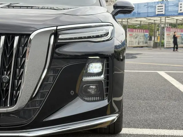 Hongqi Hongqi H5 2.0T Automatic Zhilian Qichang Version