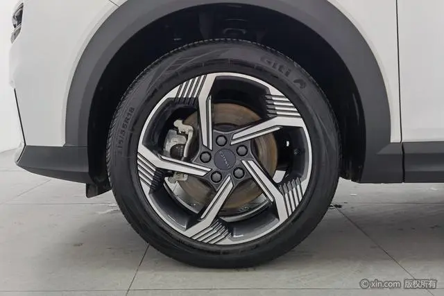 LYNK & CO Lynk 06 1.5T Jin Pro