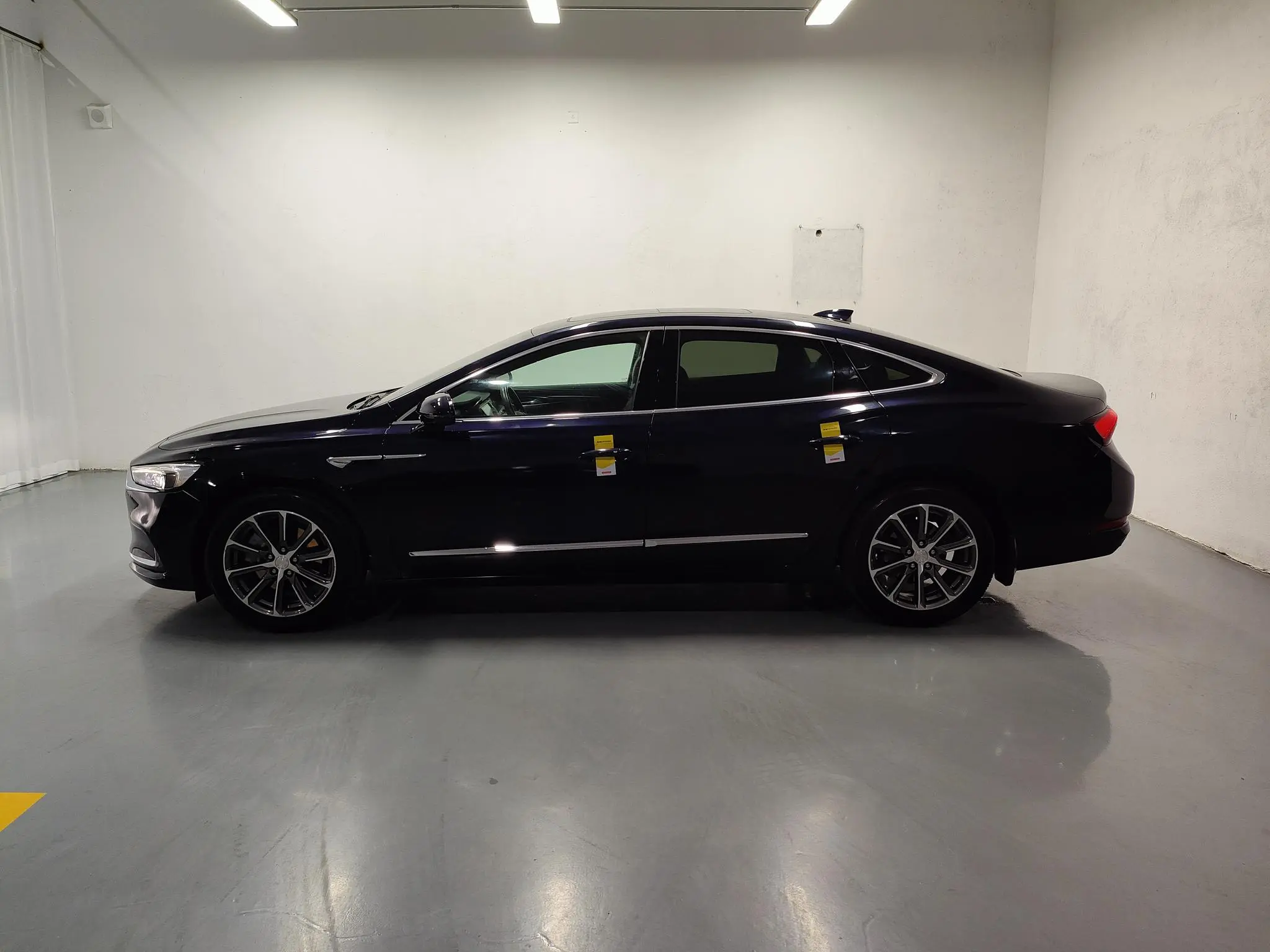 Buick Lacrosse 652T luxury