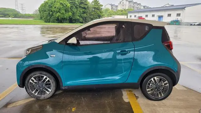 Chery Fulwin Little ant Sweet powder semi-sugar version lithium iron phosphate 30.7 kWh 30kW 301km