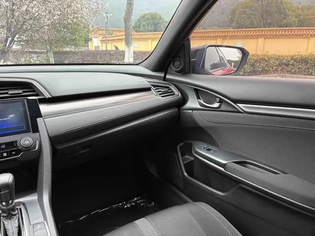 Honda Civic HATCHBACK 220TURBO CVT tide cool Control