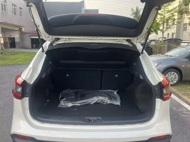 Nissan Qashqai 2.0 L XV Smart Edition