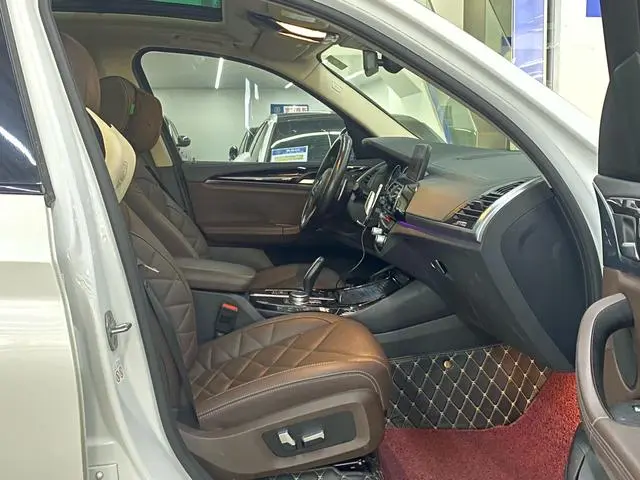 BMW BMW X3 xDrive28i M sports suit country V