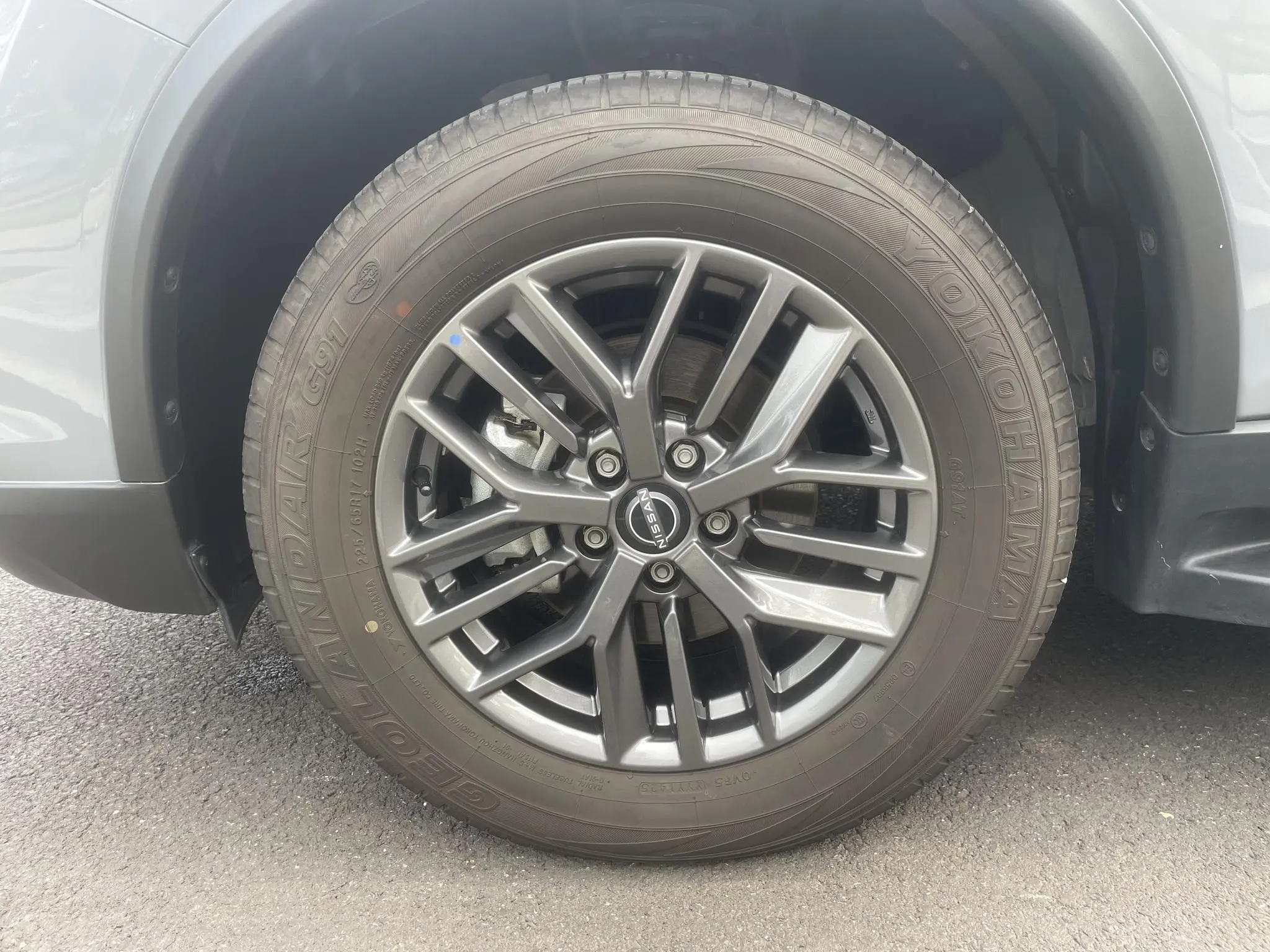 Nissan Qijun Honor 2.0L two-wheel drive leading version