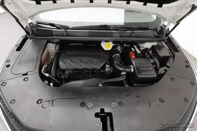 Dongfeng Fengxing Popular yachts 1.5T DCT Wave by Wave version