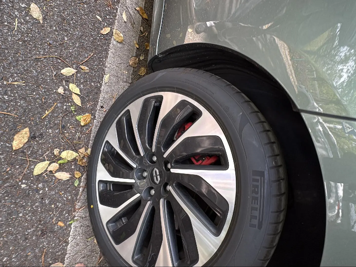 AITO Ask the world M5 Extended range rear drive standard edition