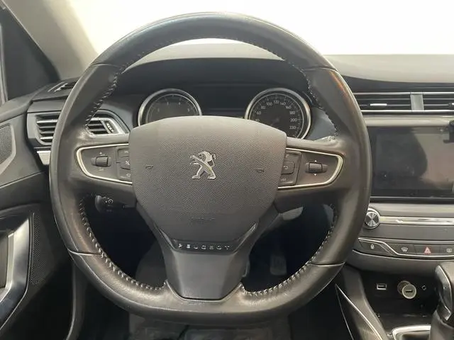 Peugeot Peugeot 408 1.6T Automatic Deluxe Edition