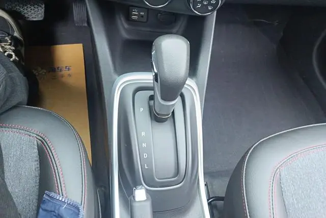 Chevrolet Chuangku Redline 325T automatic fun version Country VI