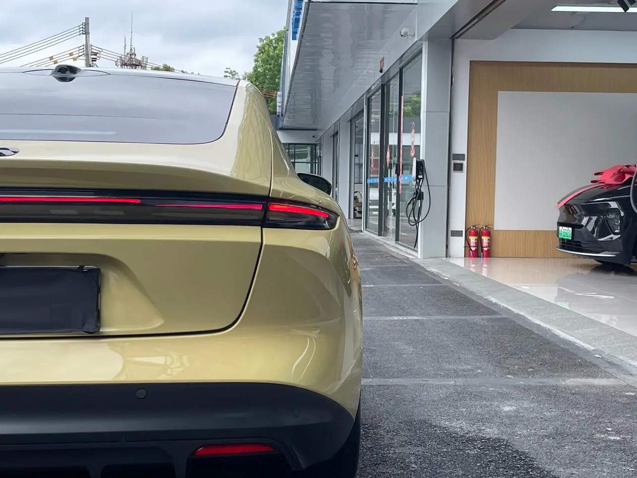 NIO Nio ET5 75kWh