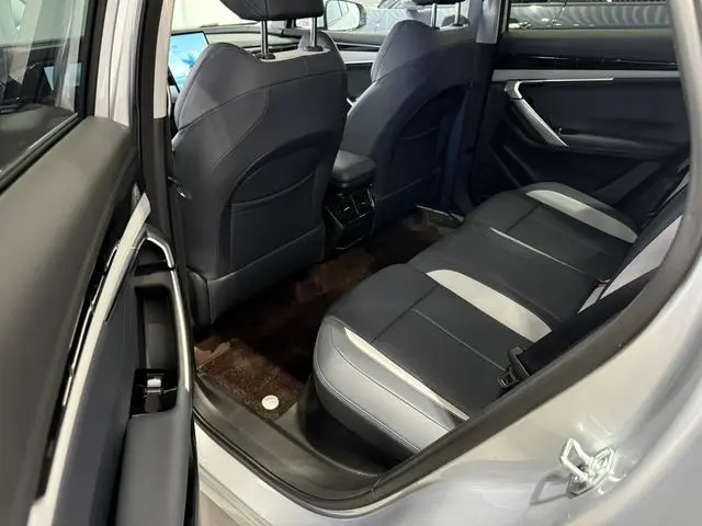 Geely Boyue L 1.5TD DCT Premium Edition