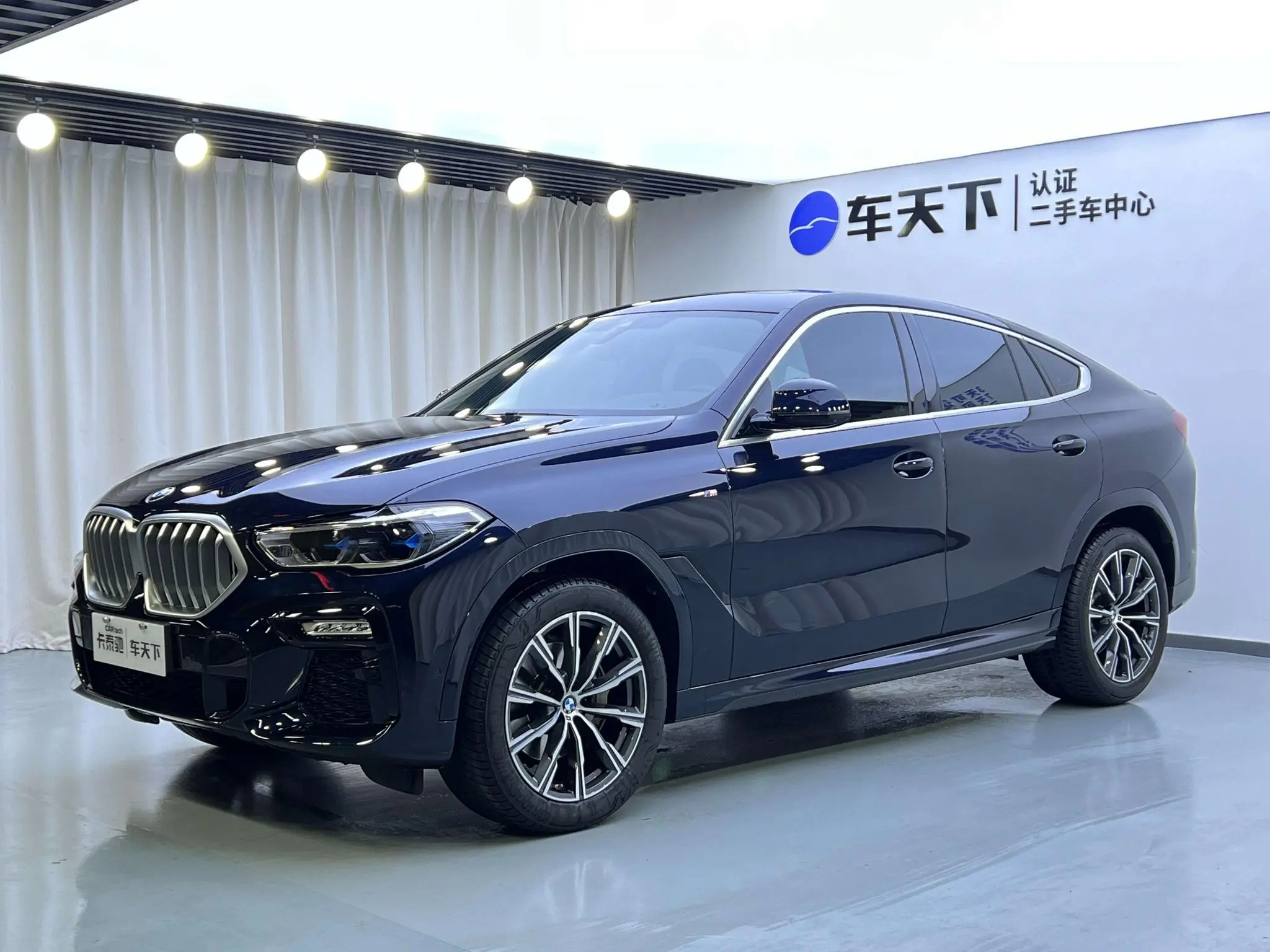 BMW BMW X6 xDrive40i M sports suit