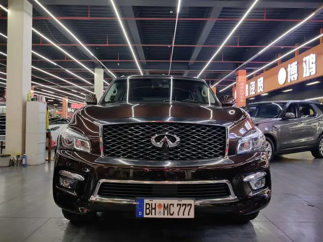 Infiniti Infiniti QX80 5.6L 4WD