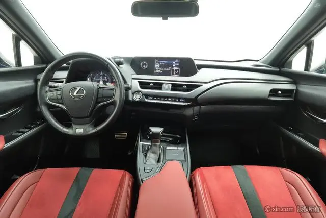 Lexus Lexus UX 200 F SPORT version Country VI