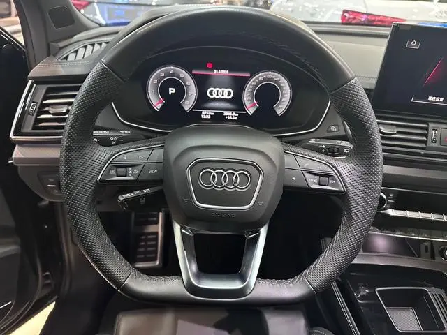Audi Audi Q5L 45TFSI luxury dynamic type