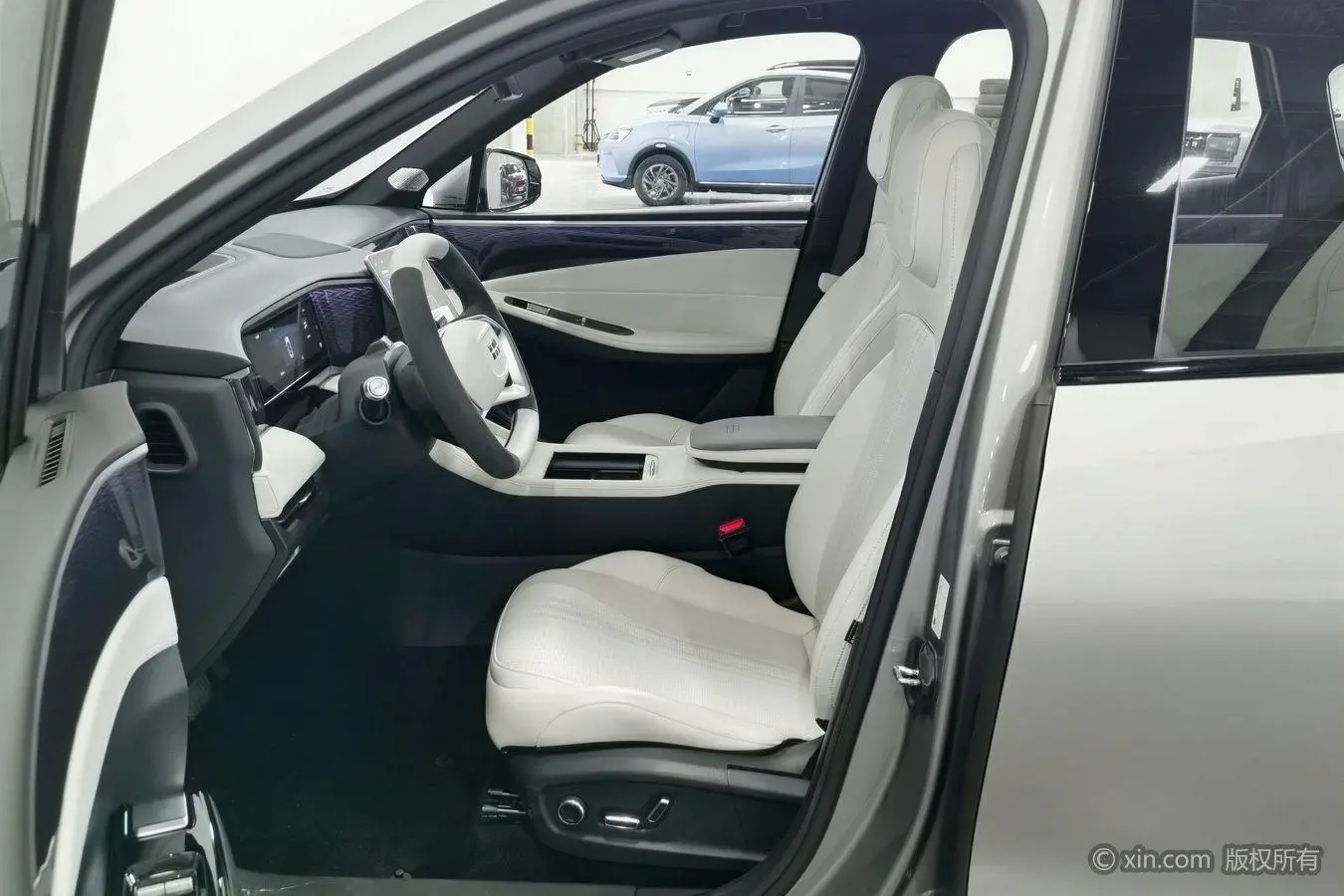 Geely Galaxy Galaxy L7 1.5T DHT 115km Starship