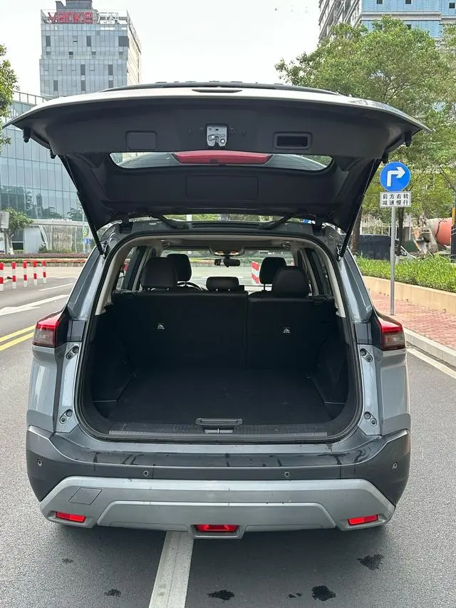 Nissan Qijun VC-Turbo 300 CVT 2WD Deluxe Edition