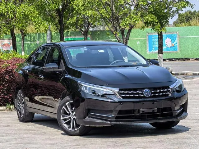 Venucia Qichen D60 1.6L CVT Zhilian Elite Edition