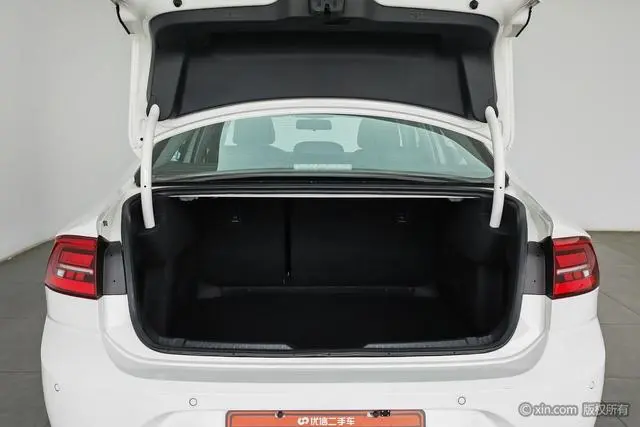Volkswagen Lingdu 230TSI DSG Fashion Edition