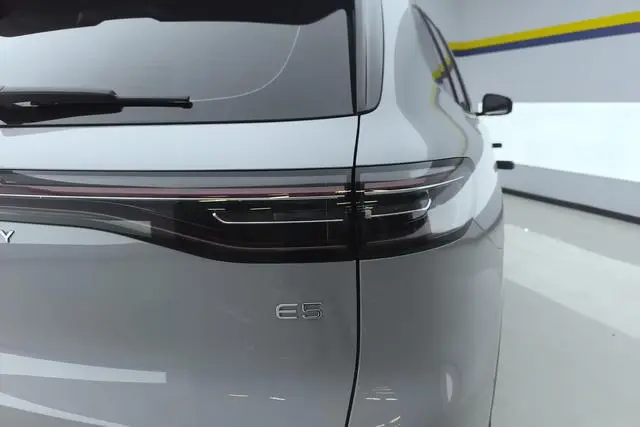 Geely Galaxy Galaxy E5 530km Starship Version