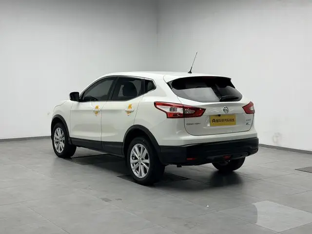 Nissan Qashqai 1.2T CVT Fashion Edition