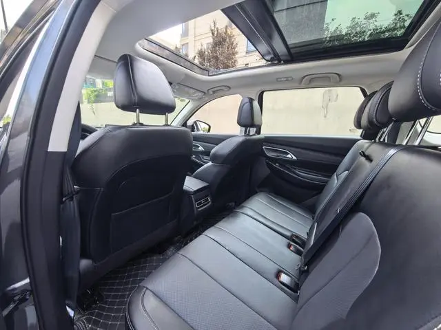 Changan Changan CS75 PRO 1.5T DCT Exclusive 7-seater