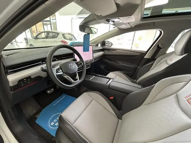 Volkswagen ID.7 VIZZION AIR version