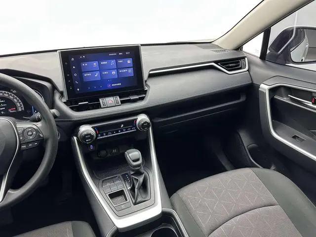 TOYOTA RAV4 Rongfang Dual engine 2.5L CVT two-wheel drive Elite edition