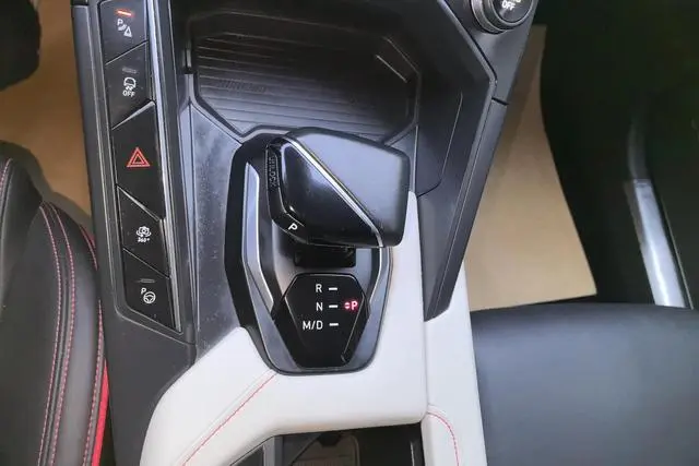 LYNK & CO Lynk 06 1.5T Yao Halo