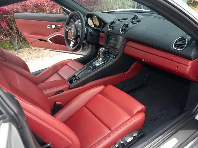 Porsche Porsche 718 Cayman 2.0T