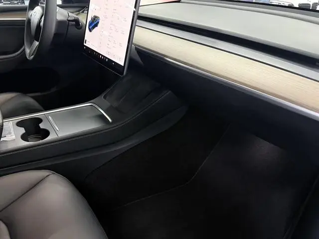 Tesla Model Y Long battery life all-wheel drive version