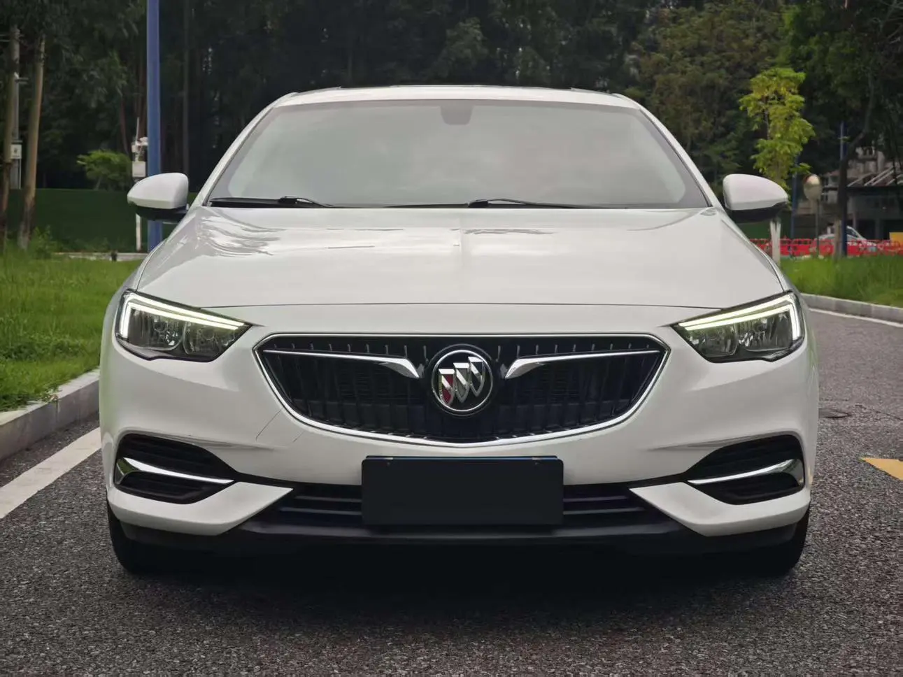 Buick Regal 20T leading type