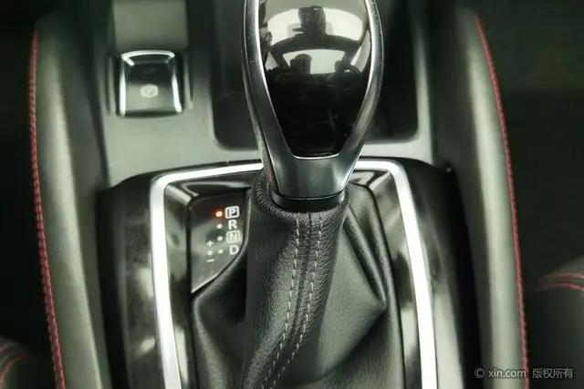 Nissan Qashqai 2.0 L XV Prem Deluxe Edition