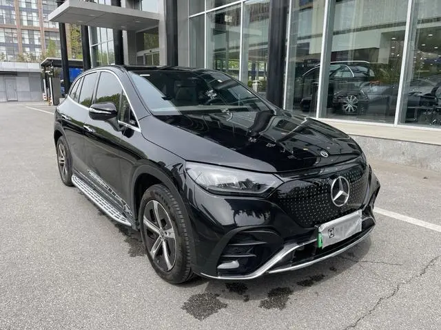 Mercedes-Benz Mercedes-Benz EQE SUV EQE SUV 500 4MATIC Pioneer Edition