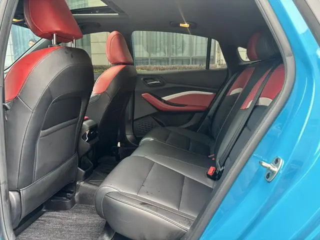 MG MG5 180DVVT CVT Youth Deluxe Edition